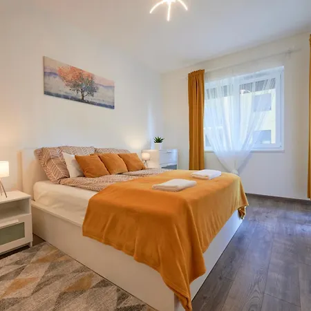 Buda Bay * 布达佩斯