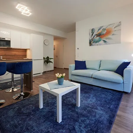 Buda Bay Apartment *